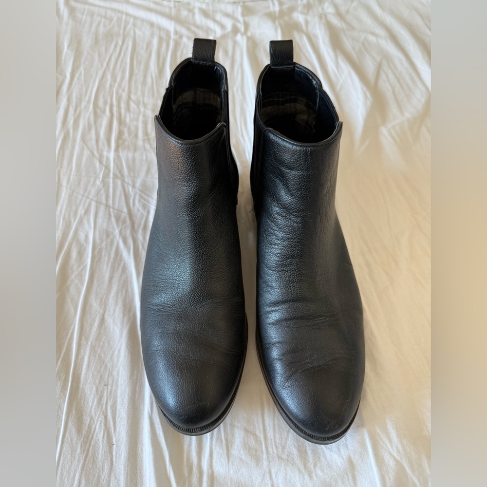 COLE HAN Chelsea ankle boots